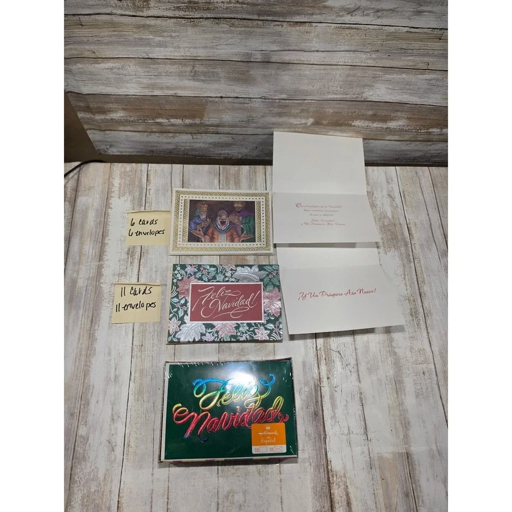 Hallmark en‎ Espanol Feliz Navidad Christmas Cards Lot of 35 cards & Envelopes